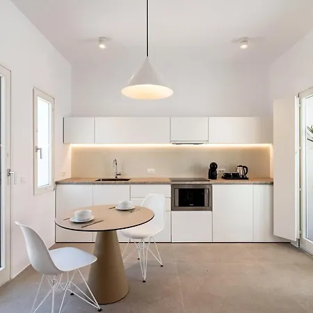 Apartment Lilium Homes *