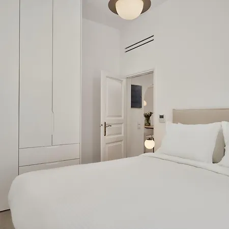 Lilium Homes Apartment *