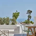 아파트 Lilium Homes 카르테라도스