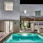 아파트 Lilium Homes *