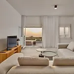 Lilium Homes Apartment *