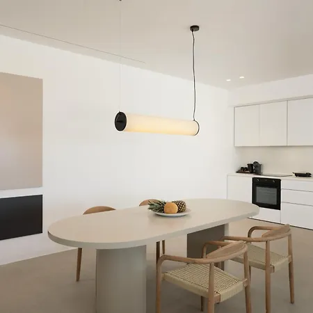 Lilium Homes קרטראדוס